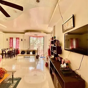 Holiday park Rj Homes, Davao
